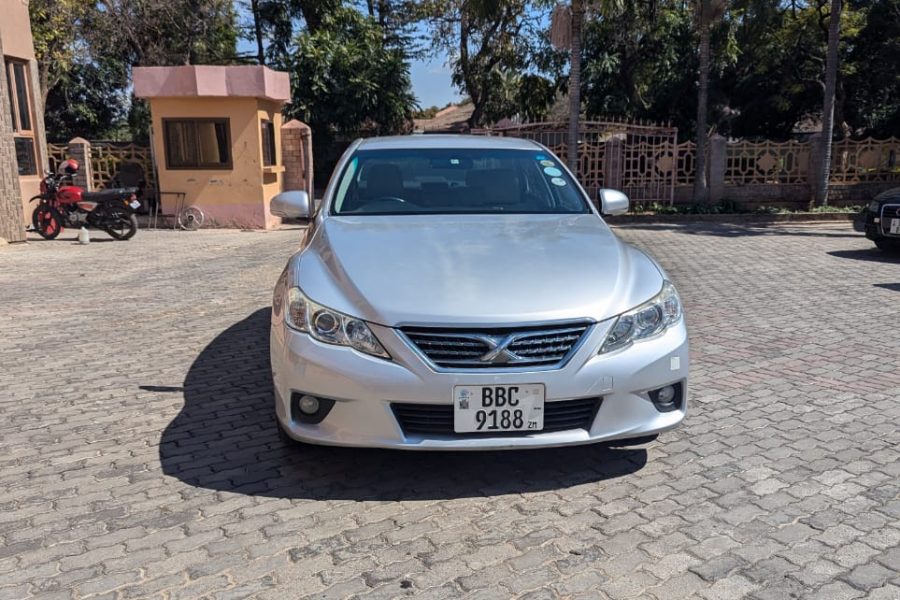 Toyota Mark X 2012
