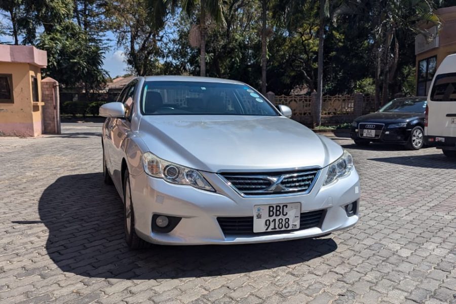 Toyota Mark X 2012