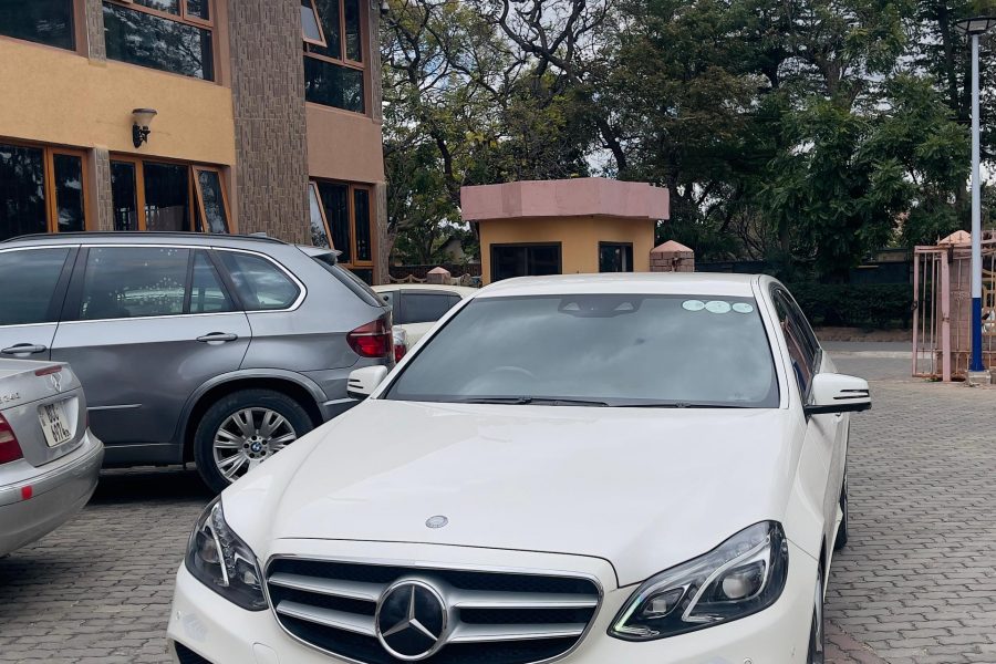 Mercedes Benz E250
