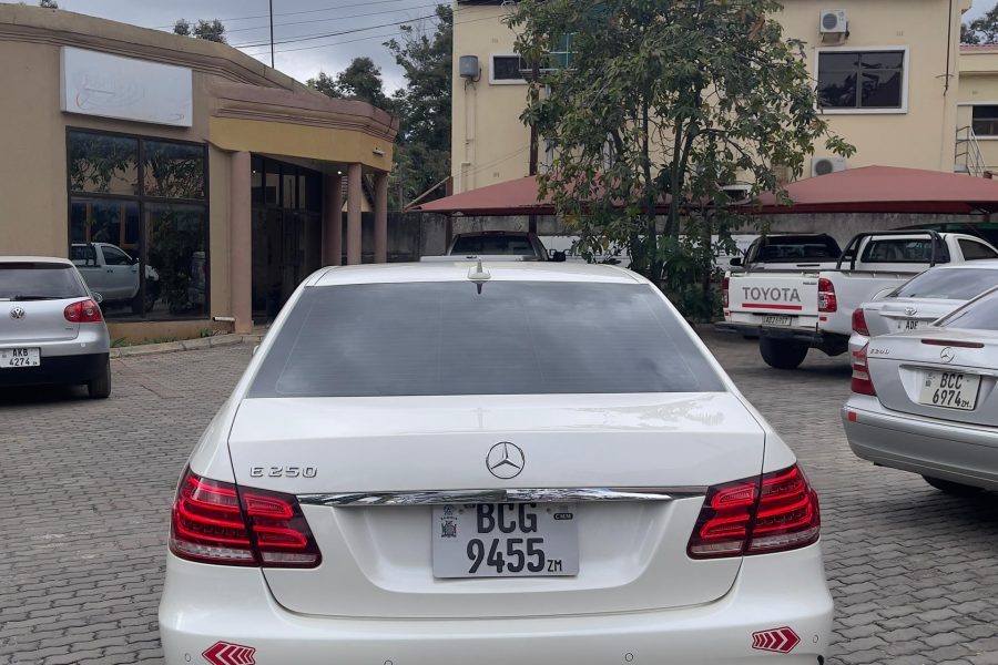 Mercedes Benz E250