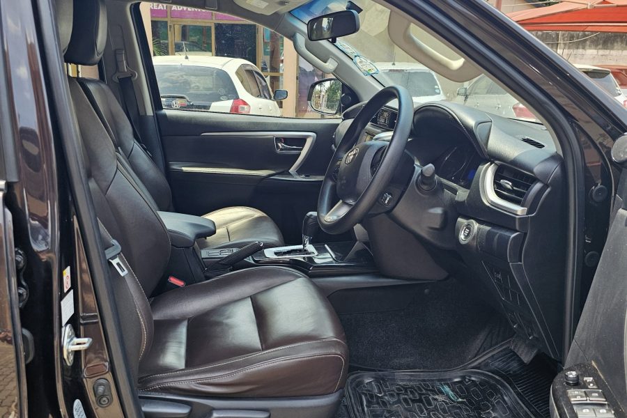 Toyota Fortuner  2021