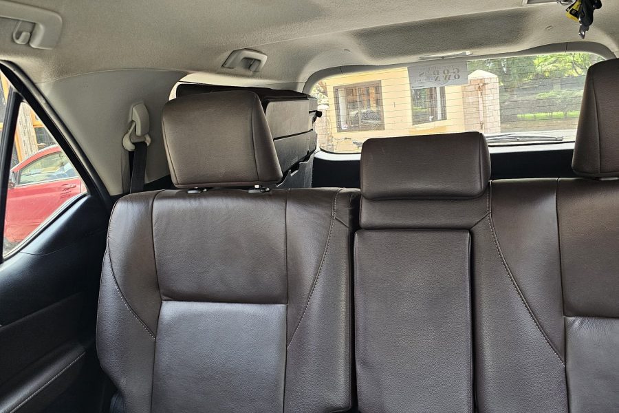 Toyota Fortuner  2021