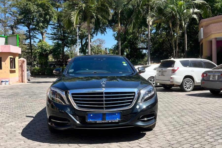 Mercedes Benz S-Class LUX