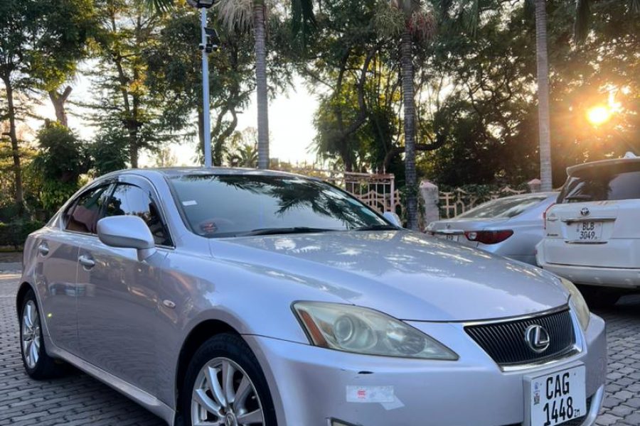 Lexus IS250