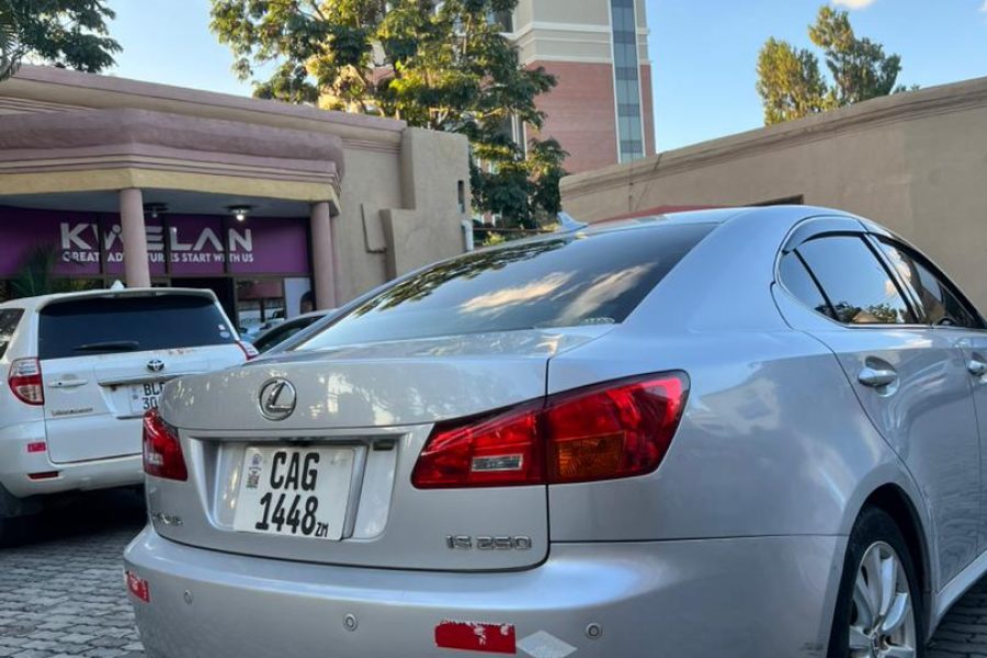 Lexus IS250