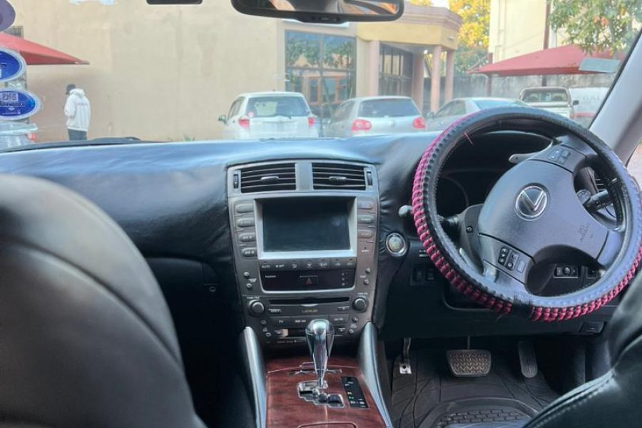 Lexus IS250
