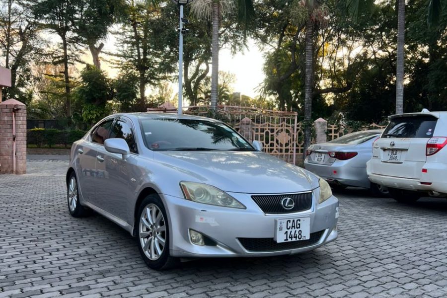 Lexus IS250