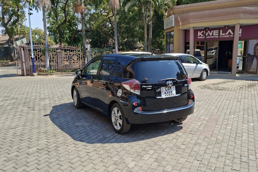 Ractis Toyota