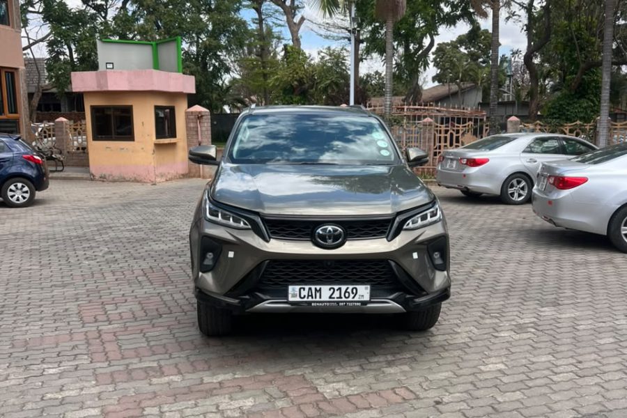 2022 Toyota Fortuner