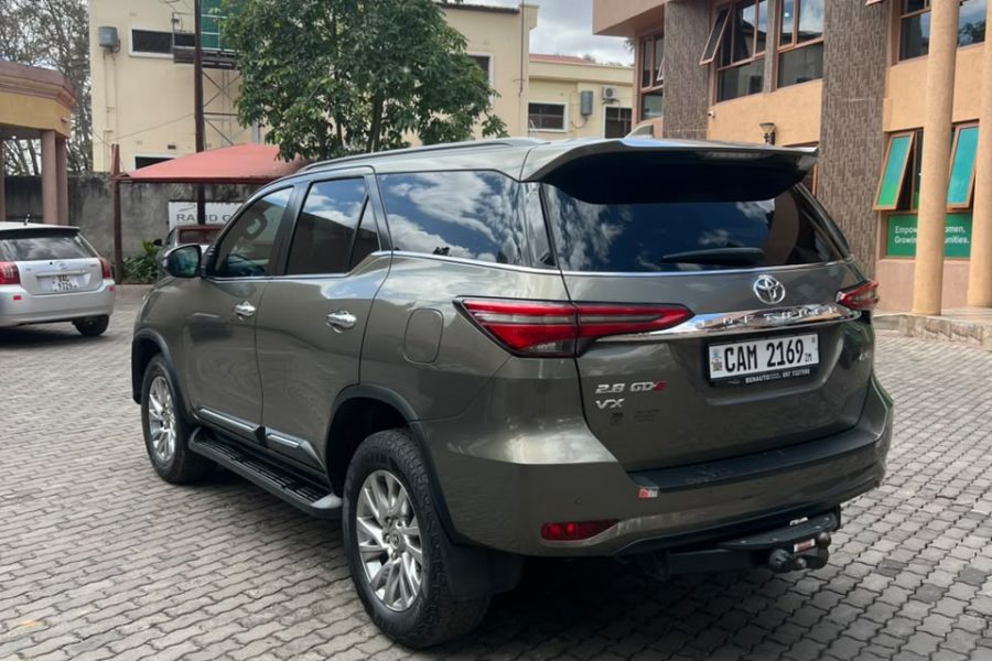 2022 Toyota Fortuner