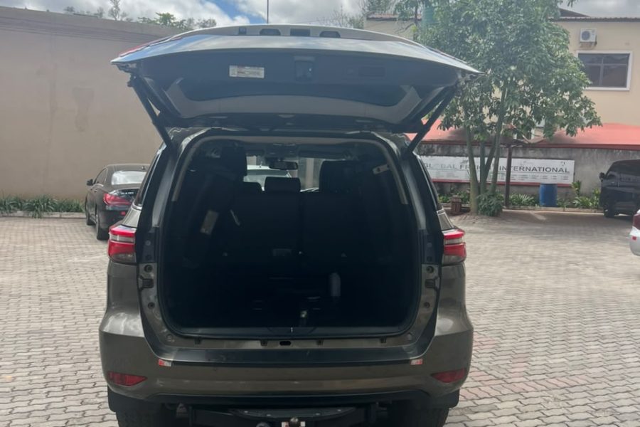 2022 Toyota Fortuner