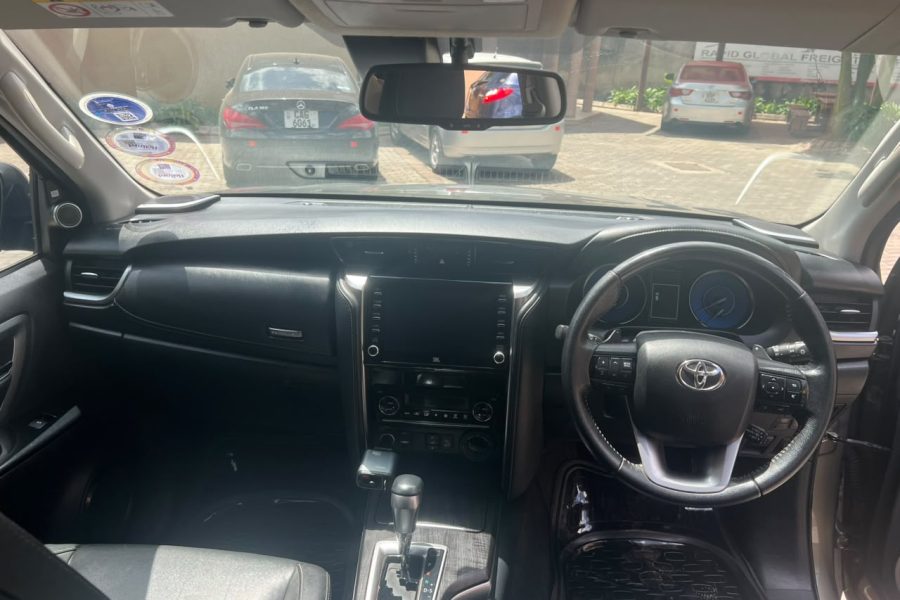 2022 Toyota Fortuner