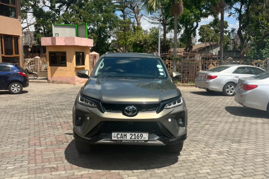 2022 Toyota Fortuner