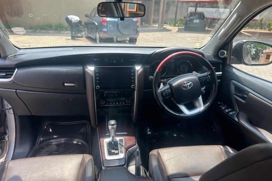 Fortuner Toyota