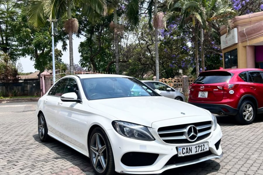 Mercedes-Benz C-Class 